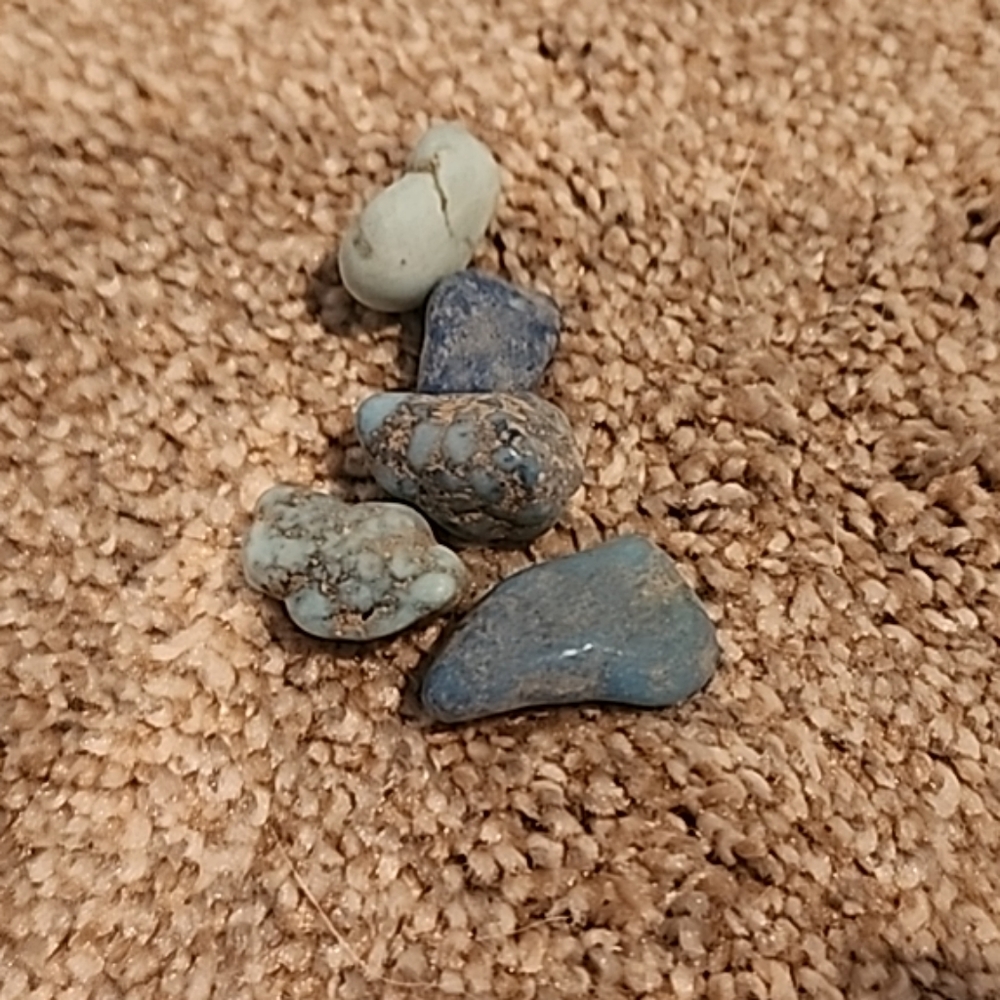 Turquoise - Picture 2 of 2